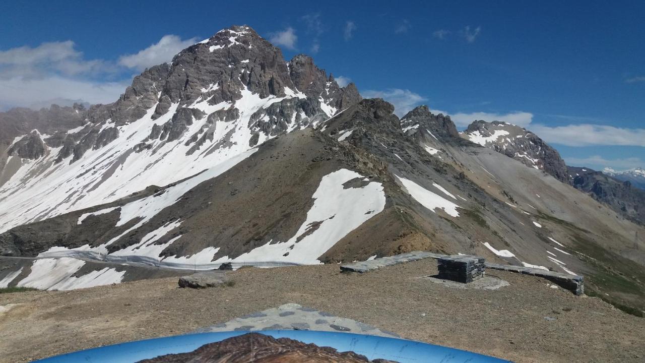ホテル Aiguille Noire ヴァロワール エクステリア 写真