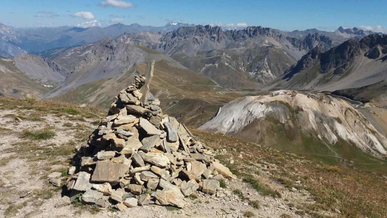 ホテル Aiguille Noire ヴァロワール エクステリア 写真